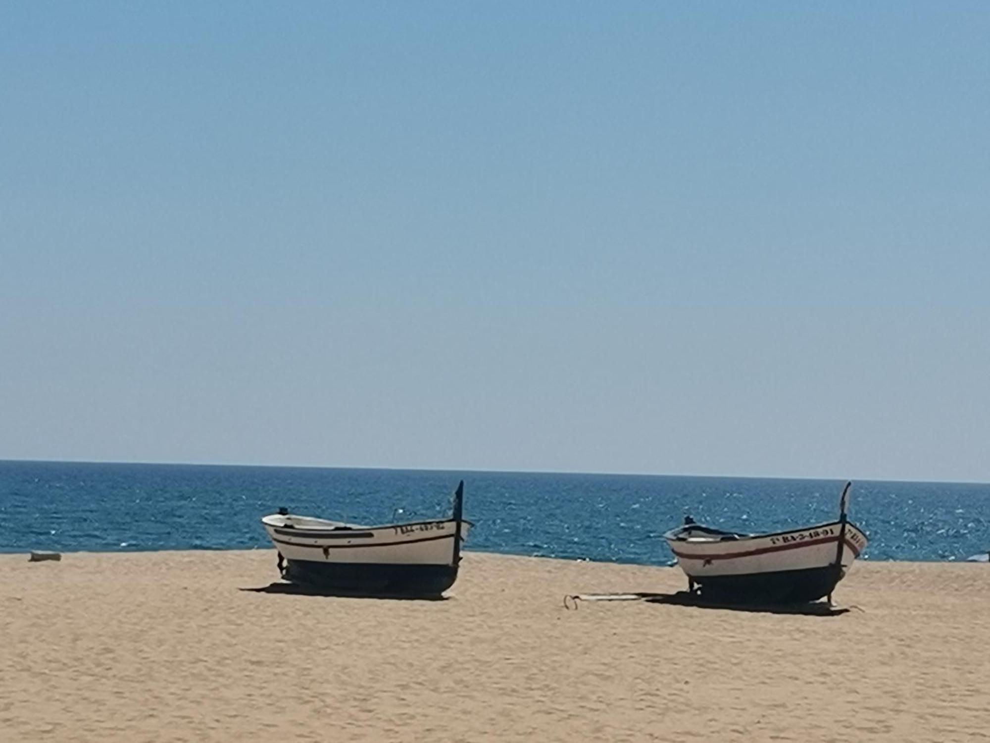 Apartamento Centrico En Calella Ngoại thất bức ảnh