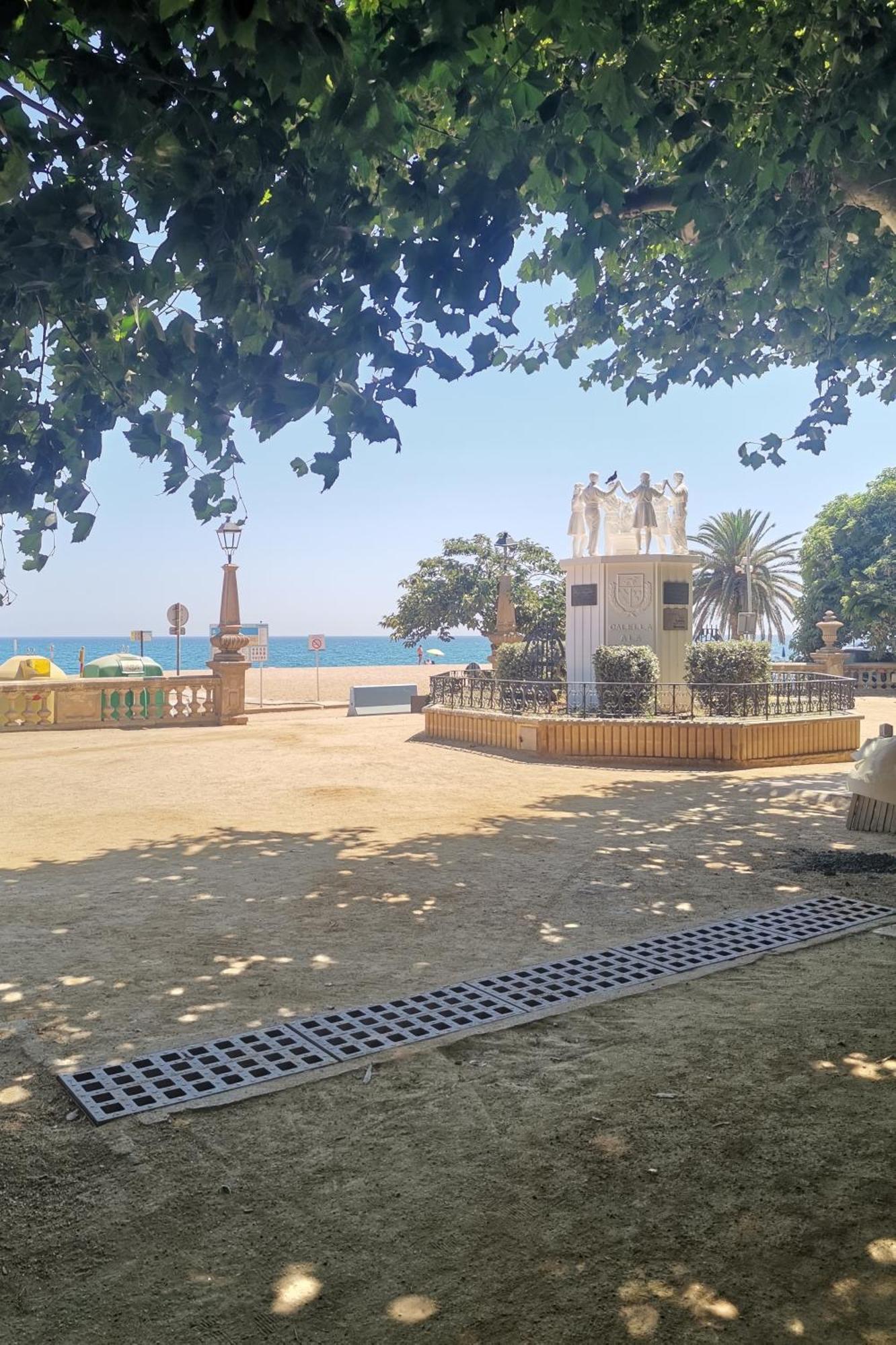 Apartamento Centrico En Calella Ngoại thất bức ảnh