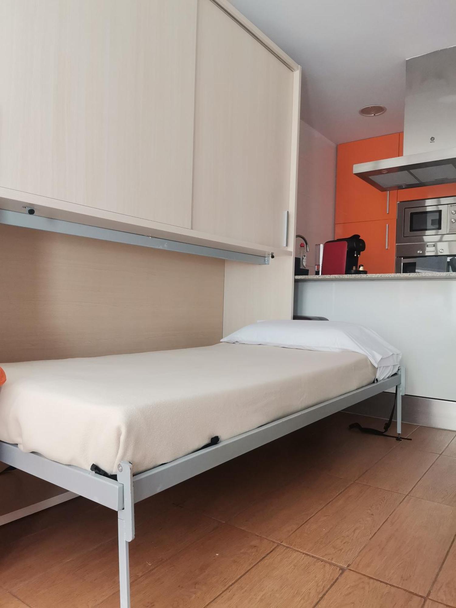 Apartamento Centrico En Calella Ngoại thất bức ảnh